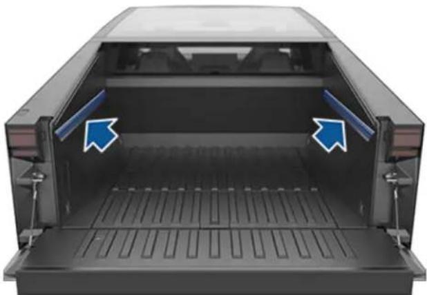 TESLA Cybertruck (2024) - Securing Cargo - 1