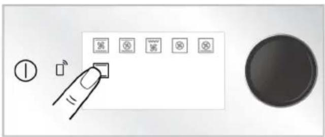Diagram showing a hand interacting with a control panel and a circular button, with icons for battery, switch, and display.