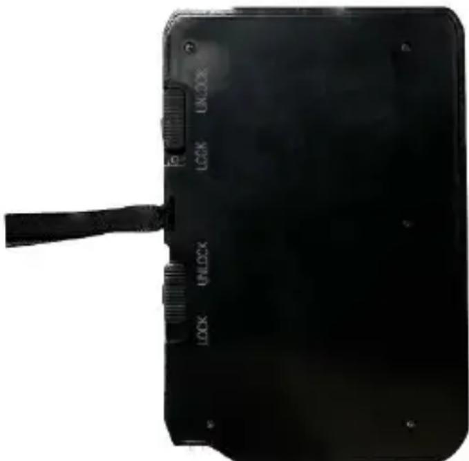 Evolveo StrongVision PRO 2G - Inserimento delle batterie: - 1