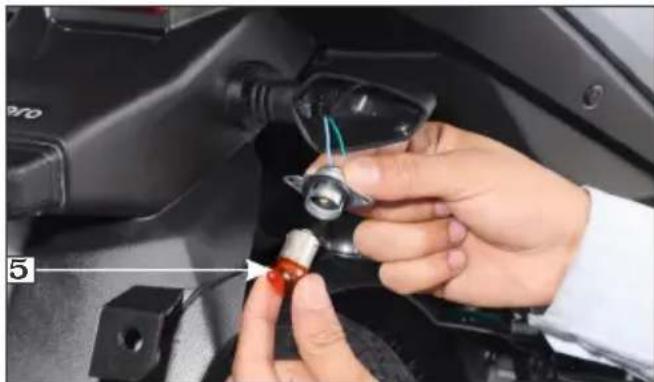 HERO Xoom Combat Edition (2024) - Rear turn signal bulb - 3