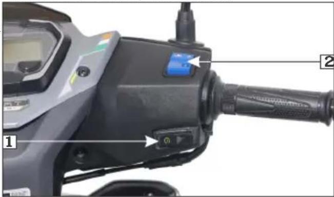 Close-up of a motorcycle's head and grip with labeled parts, showing key adjustment buttons and control buttons.