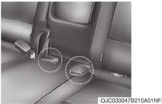HYUNDAI ix20 (2018) - To release the seat belt: - 1