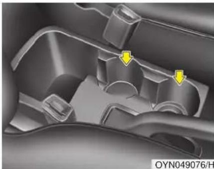 HYUNDAI ix20 (2019) - WARNING - Ashtray use - 1