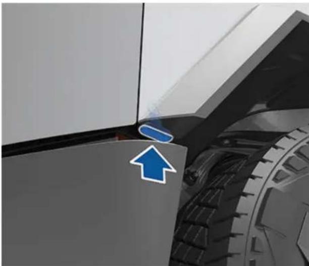 TESLA Cybertruck (2025) - Storage - 10