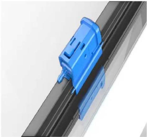 TESLA Cybertruck (2025) - Replacing the Wiper Blade - 5