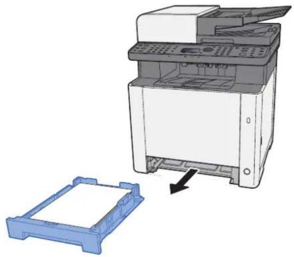 KYOCERA ECOSYS M5021cdn - Vytahujte zásobník 1 směrem k sobě, dokud se nezastaví. - 1