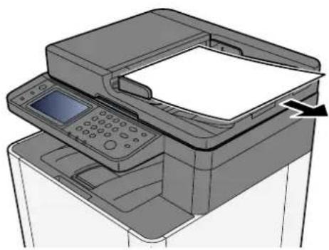 Utax P-C2656w MFP - Odeberte originály ze stolu pro originály. - 1