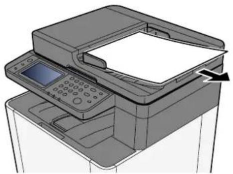 Utax P-C2656w MFP - Odeberte originály ze stolu pro originály. - 1