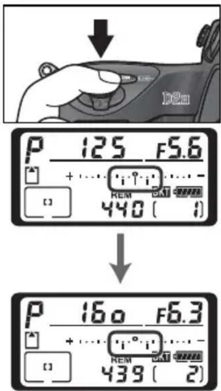 NIKON D2H - e8:オートブラケティングの設定方法 (P.240) - 1