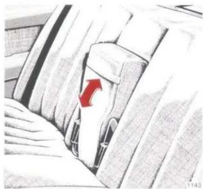 Mercedes-Benz 260 E (1988) - Armrest (Front Seats) - 2