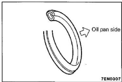 Oil pan side 7EN0307