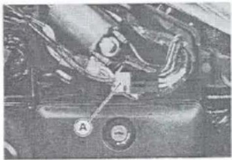 MITSUBISHI Vulcan 800 (1996) - Alternator Inspection - 1