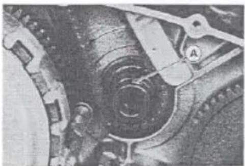 MITSUBISHI Vulcan 800 (1996) - Primary Gear Installation - 1