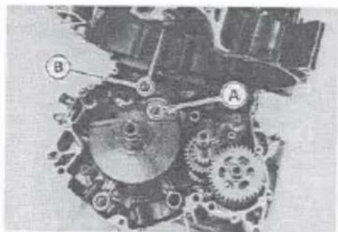 Technical diagram of an engine gear assembly with labeled components A and B