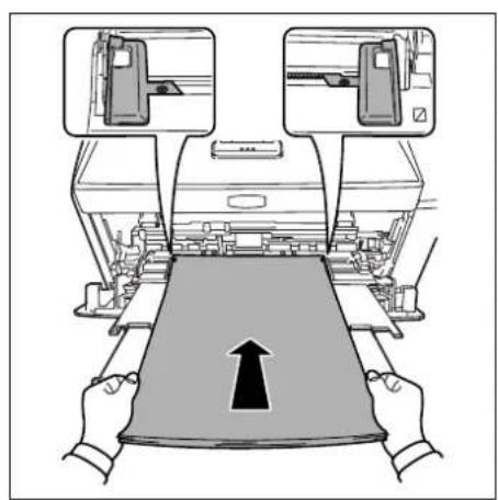 KYOCERA FS-1320D/KL3 - Ilægning af papir i MF-bakke (multifunktionsbakke) - 4