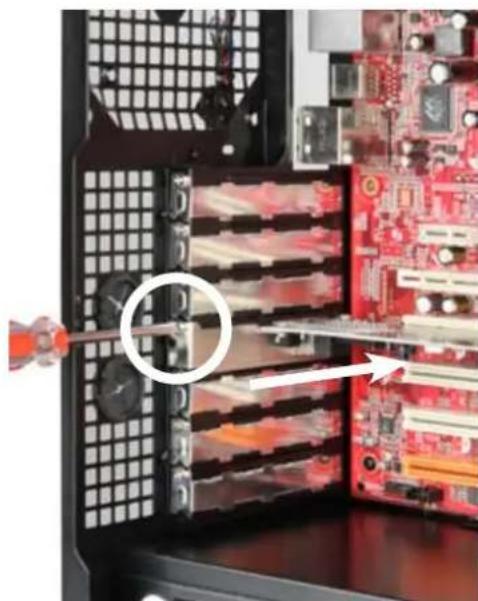 Sharkoon T9 Value - Installation of an add-on card - 2