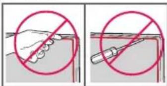 Diagram showing two methods of removing a tool, with one method marked by a red prohibition symbol.