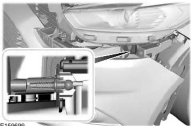 Close-up of a mechanical assembly with a close-up inset showing a pipe fitting (no visible text or symbols)