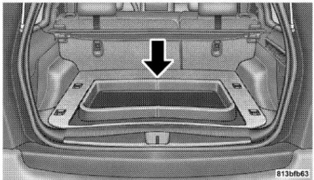 JEEP Grand Cherokee SRT (2006) - CargoLoadFloor - 1