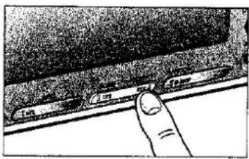 PANASONIC CQ-FX75 - Searching a Track - 1