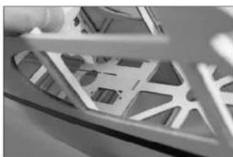 E-flite J-3 Cub 450 - RUDDER AND ELEVATOR CONTROL HORN AND LINKAGE INSTALLATION·EINBAU VON SEITEN- UND HÖHENRUDERGESTÄNGE UND RUDERHÖRNER·SQUADRETTE ELEVATORE E TIMONE E MONTAGGIO DEI COMANDI - 10