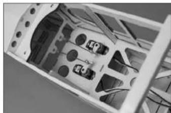 E-flite J-3 Cub 450 - RUDDER AND ELEVATOR CONTROL HORN AND LINKAGE INSTALLATION·EINBAU VON SEITEN- UND HÖHENRUDERGESTÄNGE UND RUDERHÖRNER·SQUADRETTE ELEVATORE E TIMONE E MONTAGGIO DEI COMANDI - 12