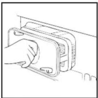 HOOVER VTC 881 NB - To Remove the Condenser - 3