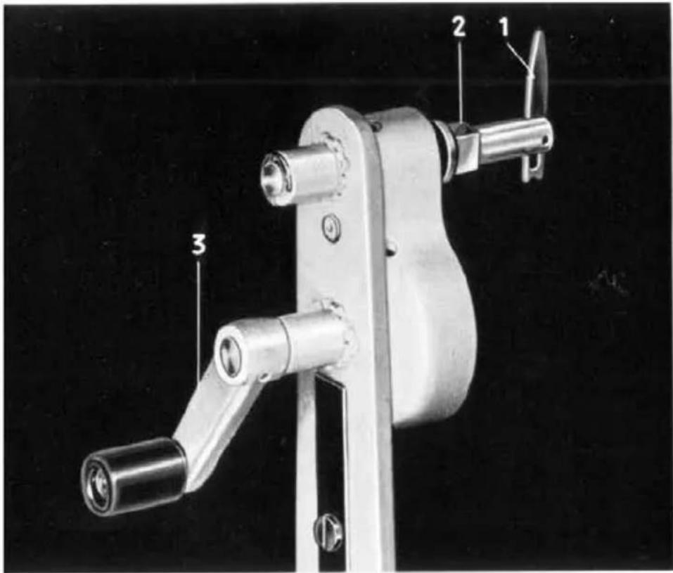 Labeled diagram of a mechanical device with numbered parts 1, 2, and 3