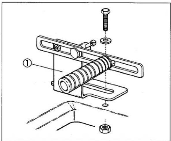 Technical diagram of a mechanical clamp assembly with labeled parts and structural details