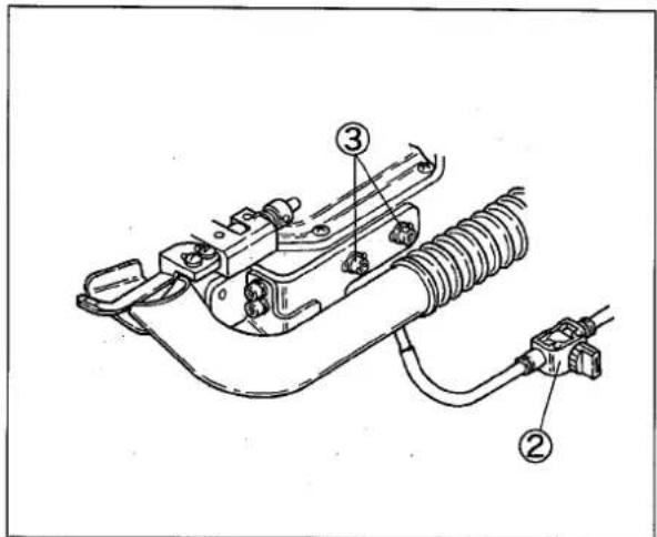 Technical diagram of a mechanical assembly with numbered components, likely a valve or connector assembly.