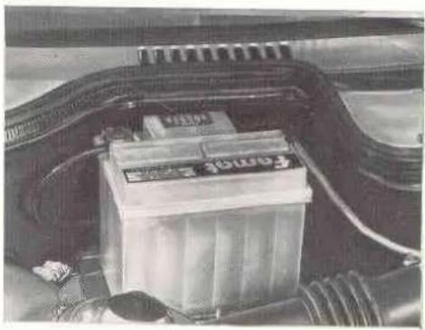 FIAT Duna (1991) - Arranque con una batería auxiliar - 1