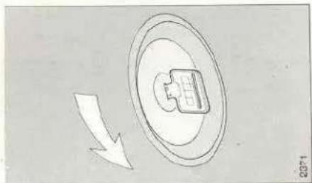 FIAT Duna (1991) - TAPA DEL TANQUE DE COMBUSTIBLE - 1