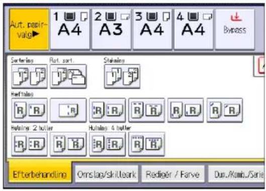 Aut. papir-valg 1 A4 2 A3 3 A4 4 A4 Bypass Sorterings Rot. sort. Stahlings Hartfals R R R R R R R R R Holding: 2 hotter Holding: 4 hotter R R R R R R Efterbehandling Ornslag/skitleark Rediger / Farve Dup./Komb./Serie