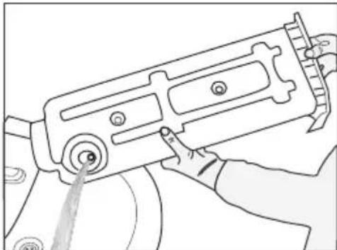 BLOMBERG TKF 8456 AGE63 - Tømme vanntanken - 3