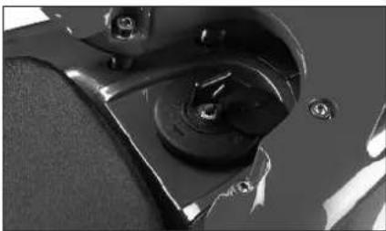 Giantco Stealth - Kontrol af benzinstand og påfyldning ^3 - 2