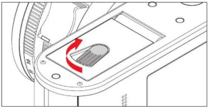 LEICA Q 'Snow' - CHANGING THE BATTERY/MEMORY CARD - 1