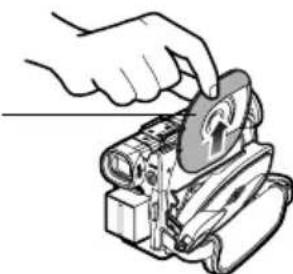 HITACHI DZ-MV350ESWH - REMOVING DISC - 4