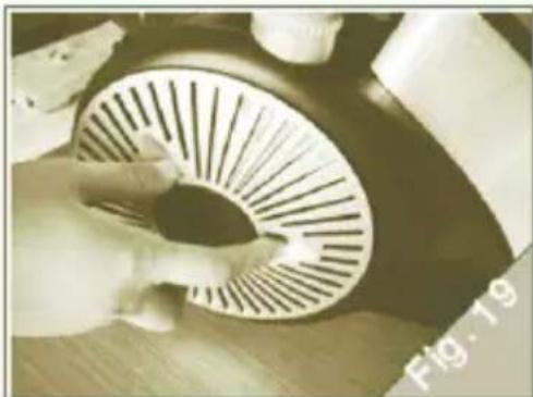 GoldMaster GVC-7503 - Cleaning or Replacing the post motor filter - 1