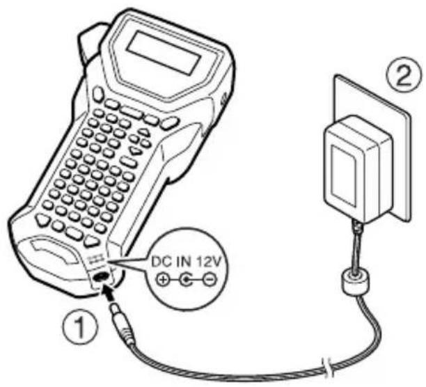 BROTHER P-Touch PT7600 - Tilslutning af lysnetadapteren - 1