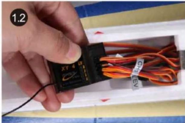 FMS F18 Vigilantes - Installing the receiver - 2
