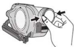 PANASONIC VDR-D300E - Sätta på linslocket (medföljer endast VDR-D250)/(finns i filtersatsen (VW-LF37WE; säljs separat)) - 3