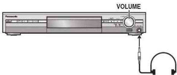 PANASONIC SC-HT520 - Minska volymen och anslut hörlurarna (medföljer ej). - 1