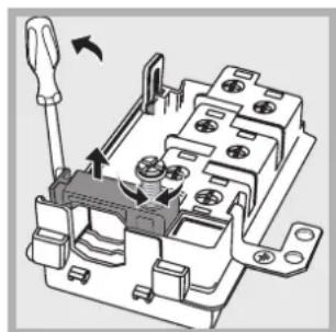 INDESIT KP6T72S(X)/DK - Montering af forsyningskabel - 2