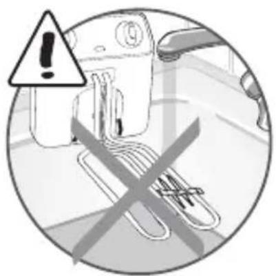 Warning sign with exclamation mark and paperclip, indicating incorrect safety or hazard