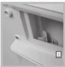 INDESIT WIDXXL 146 (EU) - Annostelulokerikon ja vastaavien kaukaloiden puhdistus - 3