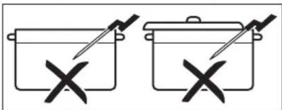 Two identical cooking pots with a knife and crossed-out X marks, no text or symbols present.