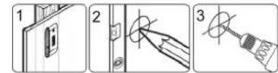 Diagram showing three-step installation steps of a door panel with a magnified view of the lock mechanism.