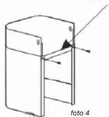 Diagram of a 3D rectangular object with internal structure and labeled 'foto 4' (no text or symbols on the object itself)