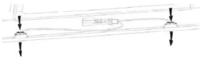 CANDY CCE117/1X - Schimbarea unui bec - 1