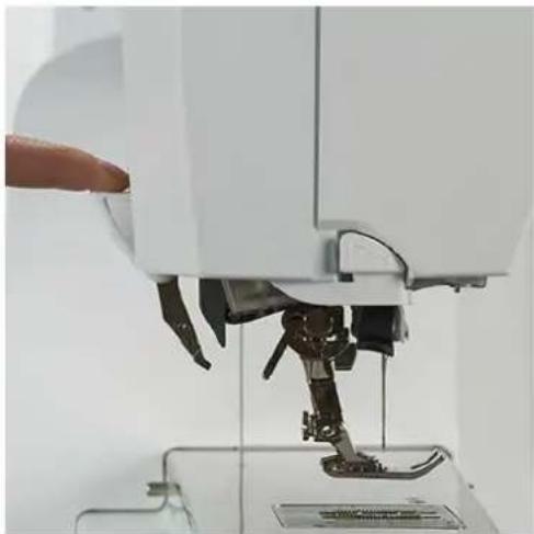 BERNINA 790 Plus - Tænd BERNINA overtransport - 1